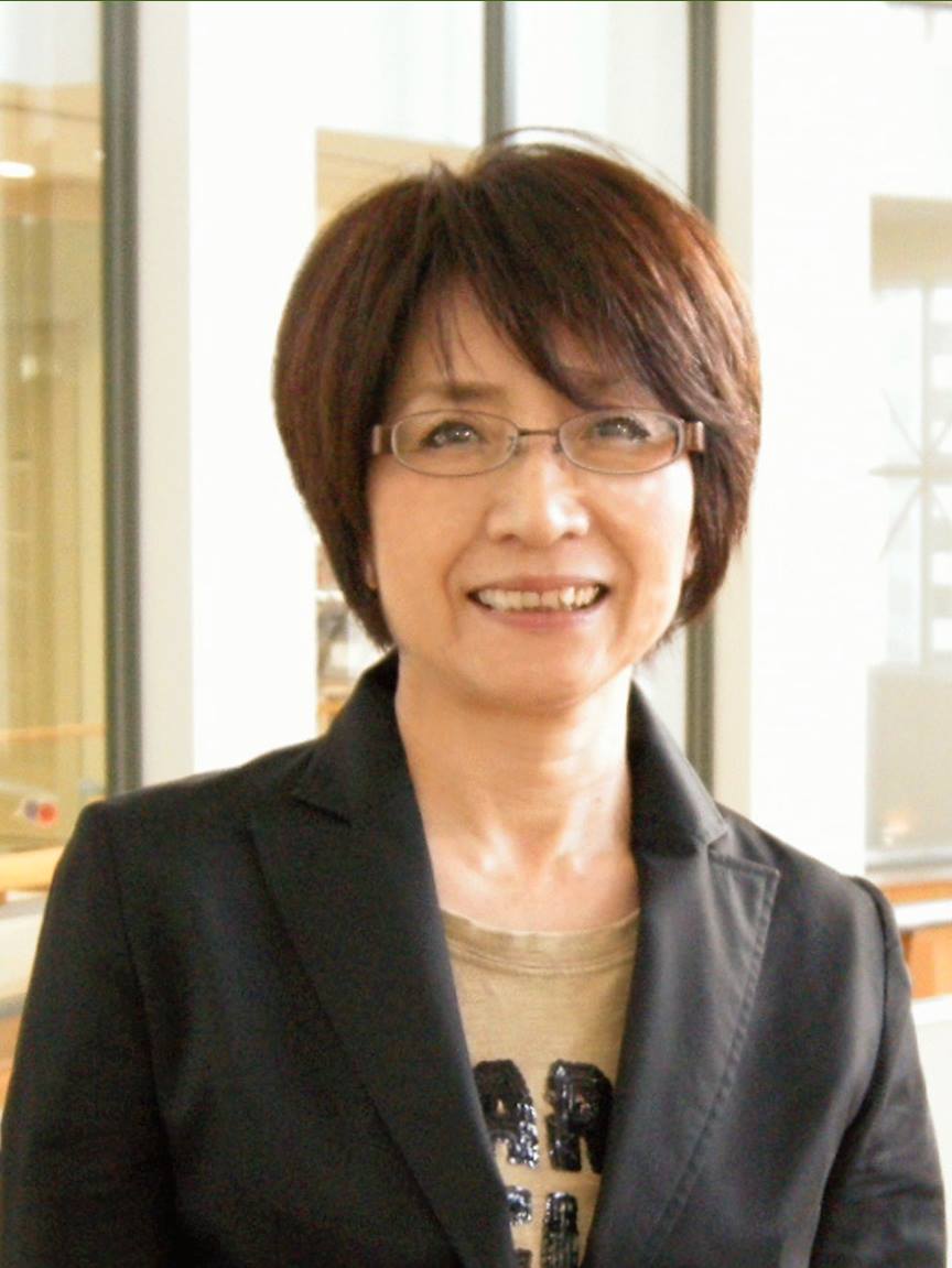 スピーカー：新治照美さん